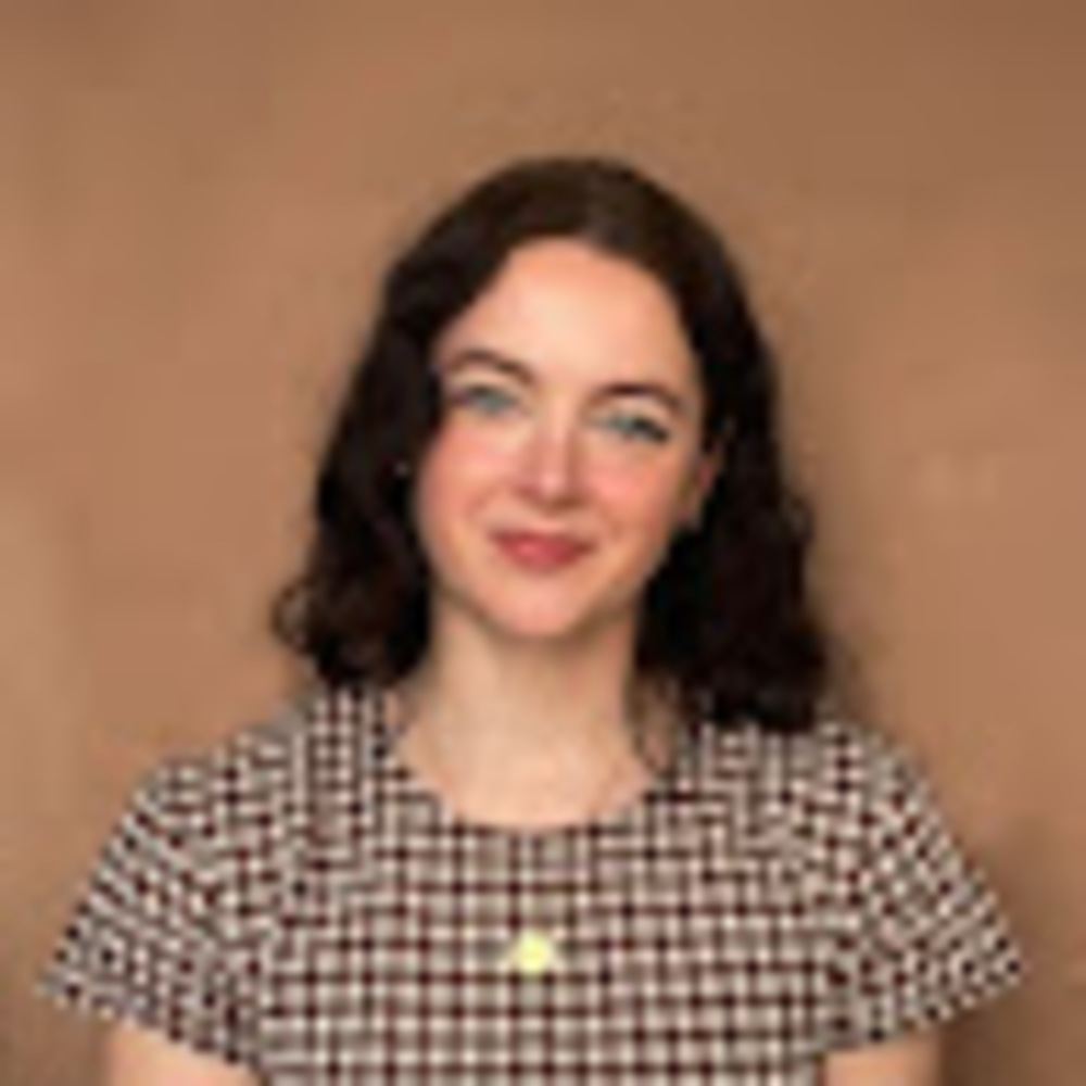 Meet your Posher, Nina